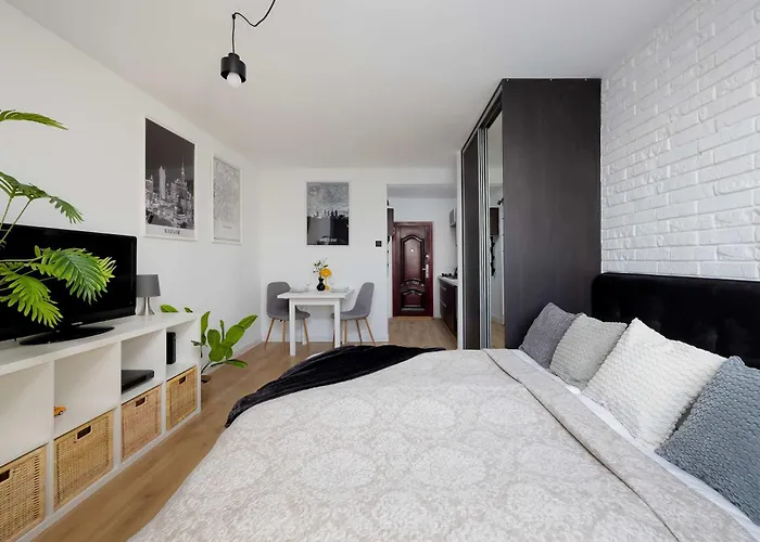 Comfortable For 2 People With An Ideal Location By Renters Appartamento Varsavia