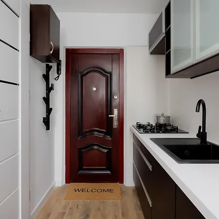 דירה Comfortable For 2 People With An Ideal Location By Renters *